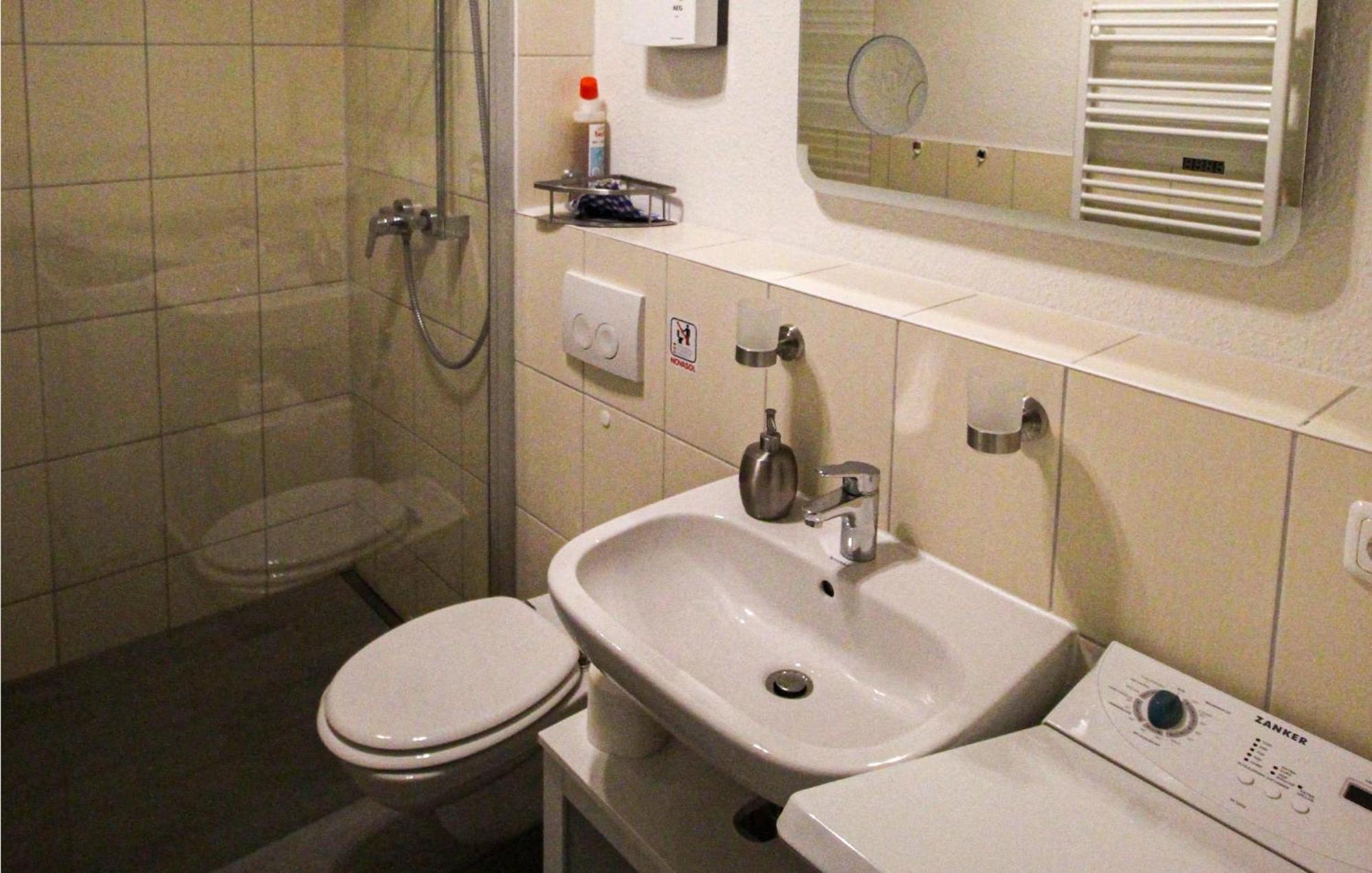 Stunning Apartment In Graal-Mueritz With Kitchen ภายนอก รูปภาพ